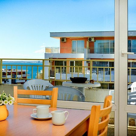 Crown And Imperial Apartments Sveti Vlas Exterior photo
